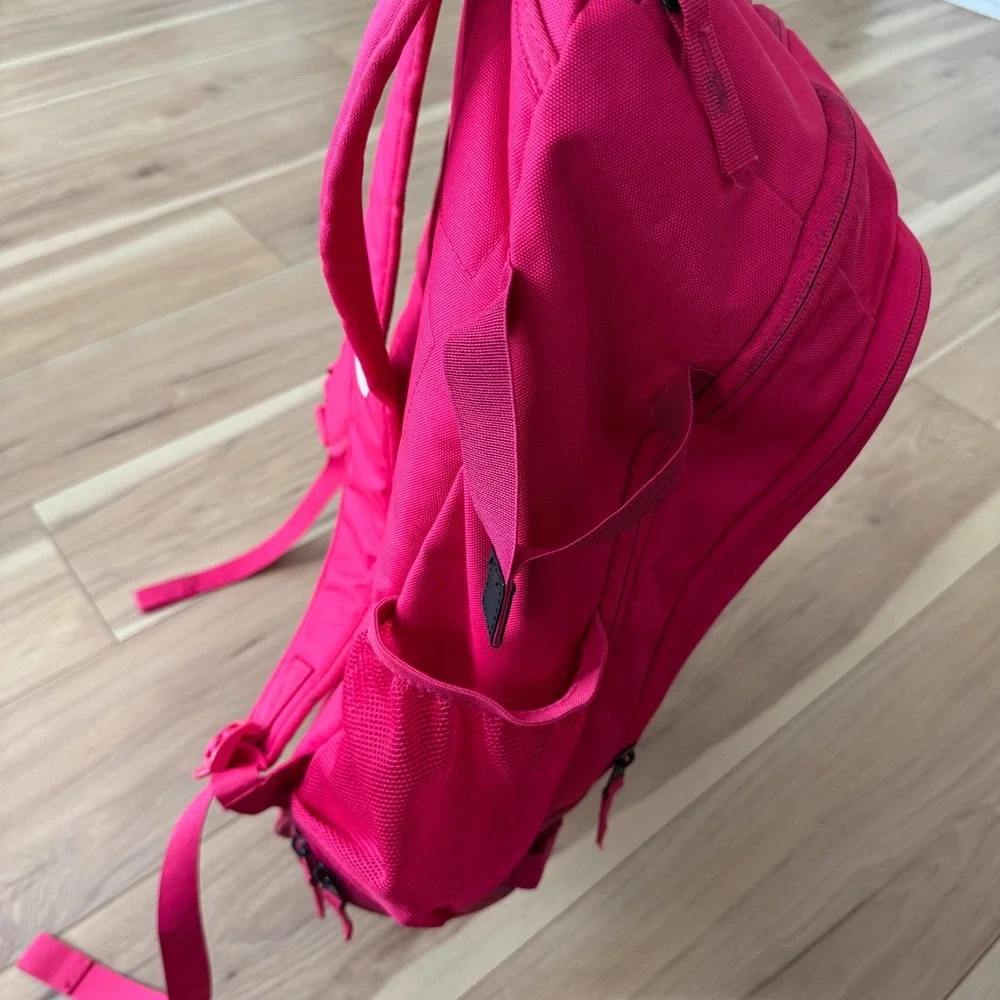 Nike Baseball Backpack w/Shoe Compartment Pink